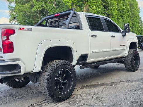 Used 2020 Chevrolet Silverado 2500 LT w/ All Star Edition AWD/4WD image 32