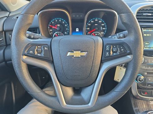 Used 2015 Chevrolet Malibu LT w/ Power Convenience Package image 18