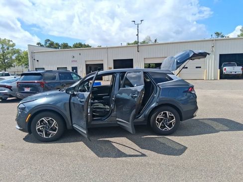 Certified 2024 Kia Sportage LX FWD image 20