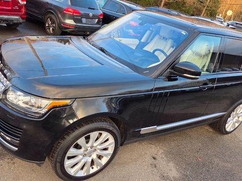 Used 2016 Land Rover Range Rover Supercharged AWD/4WD image 5