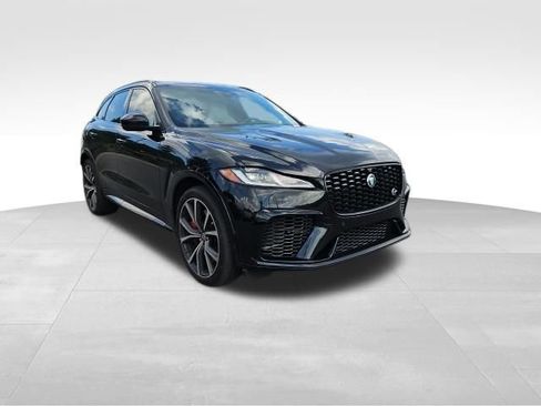 Certified 2024 Jaguar F-PACE SVR AWD/4WD image 7