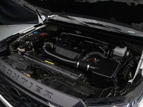 Used 2024 Nissan Frontier S w/ Technology Package image 28