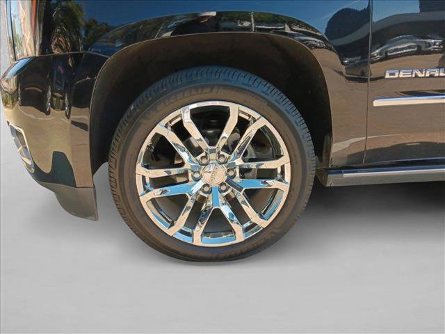 Used 2019 GMC Yukon XL Denali w/ Denali Ultimate Package AWD/4WD image 22