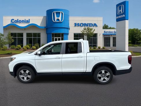 Used 2025 Honda Ridgeline RTL image 3