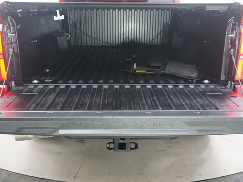 Certified 2025 Toyota Tacoma SR5 image 17