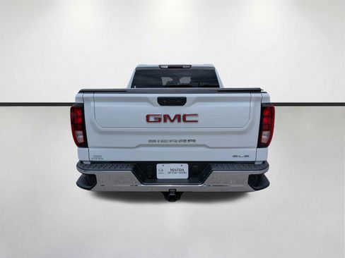 Used 2022 GMC Sierra 1500 SLE AWD/4WD image 5