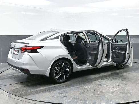 Used 2023 Nissan Versa SR w/ Trunk Package image 55