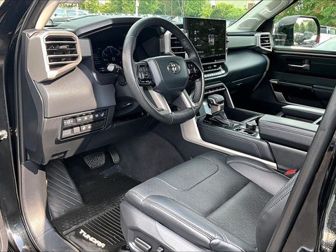 Used 2024 Toyota Tundra Limited AWD/4WD image 13