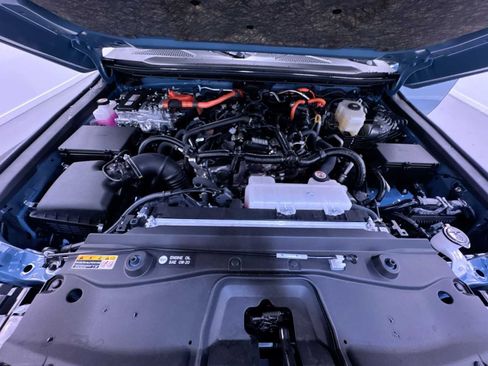 Used 2025 Toyota Land Cruiser w/ Premium Package image 11