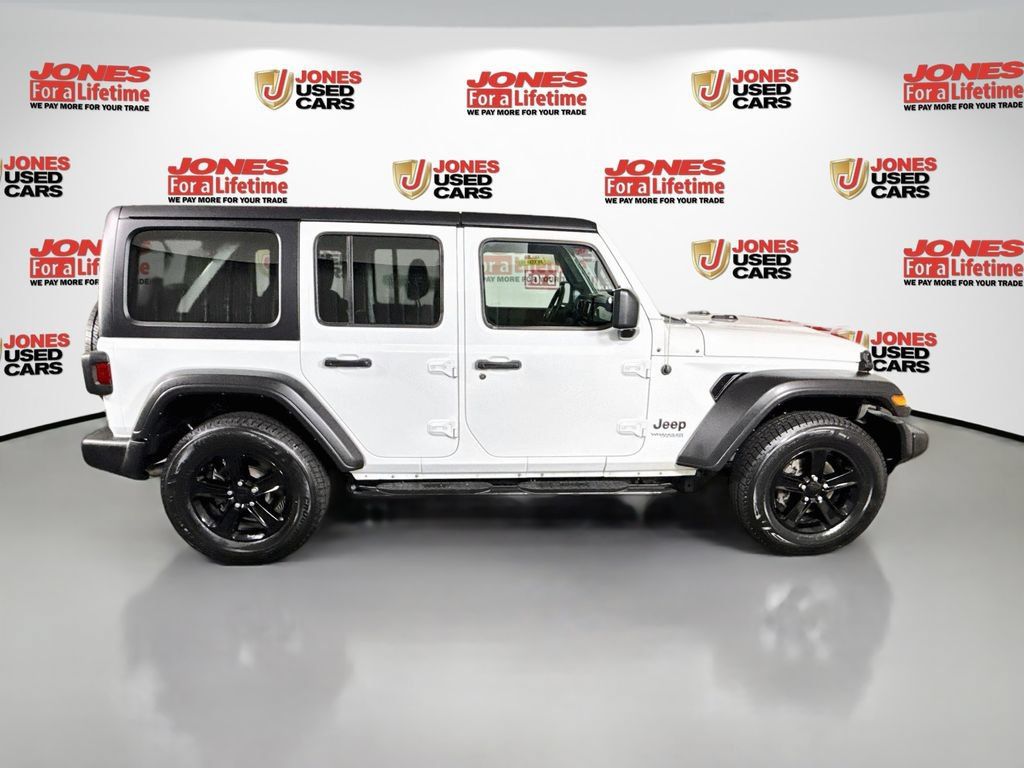 Used 2022 Jeep Wrangler Unlimited Sport AWD/4WD image 16