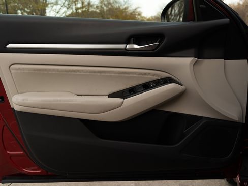 Used 2023 Nissan Altima 2.5 SL image 37