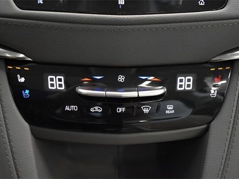 Used 2021 Cadillac XT5 Premium Luxury image 27