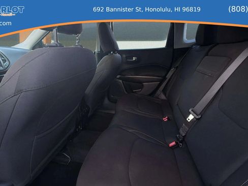 Used 2018 Jeep Compass Sport w/ Tech Group FWD image 20