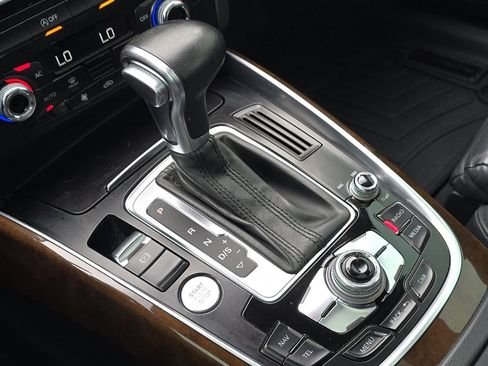 Used 2013 Audi Q5 3.0T Premium Plus w/ Audi MMI Navigation Plus Pkg image 24