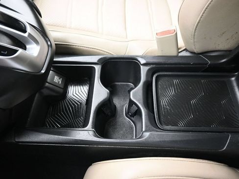 Used 2018 Honda CR-V Touring image 24