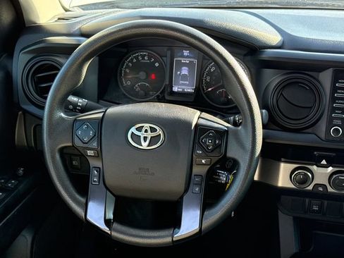 Used 2021 Toyota Tacoma SR AWD/4WD image 12