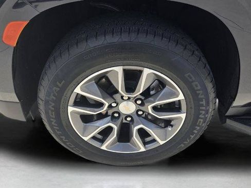 Used 2023 Chevrolet Tahoe LS RWD image 9