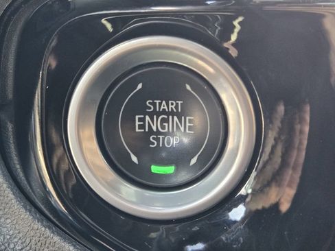 Used 2023 GMC Sierra 1500 SLE AWD/4WD image 18