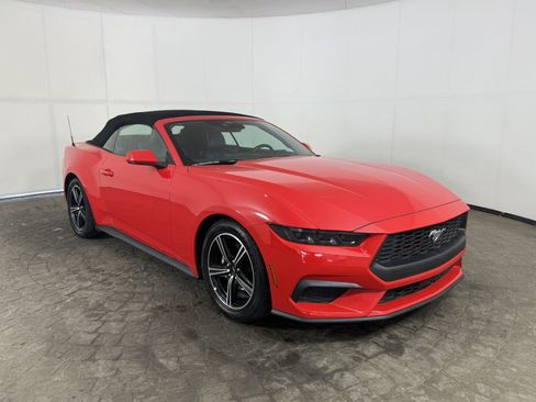 Certified 2025 Ford Mustang Premium RWD image 10