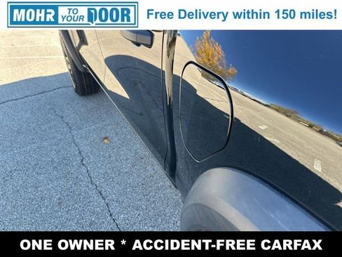 Used 2024 Chevrolet Colorado Trail Boss image 11