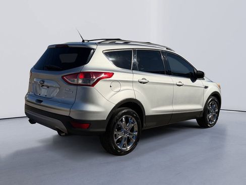 Used 2014 Ford Escape SE w/ Equipment Group 201A image 3
