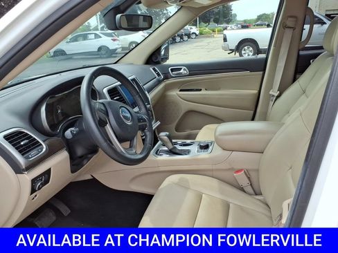 Used 2018 Jeep Grand Cherokee Limited AWD/4WD image 11