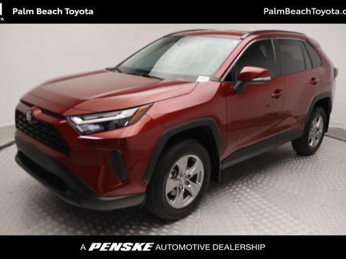 Used 2024 Toyota RAV4 XLE FWD image 1