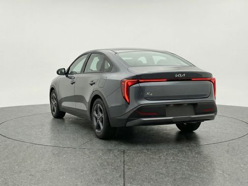 Used 2025 Kia K4 LXS image 7