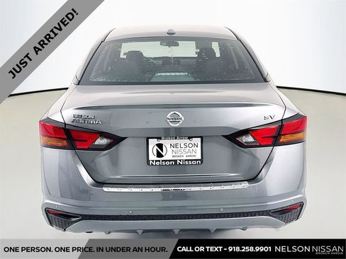 Certified 2022 Nissan Altima 2.5 SV image 6