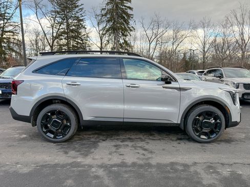 New 2026 Kia Sorento X-Line EX image 9
