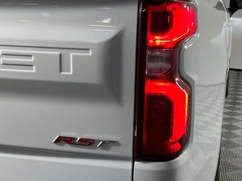 Used 2024 Chevrolet Silverado 1500 RST AWD/4WD image 11