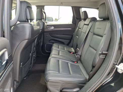 Used 2017 Jeep Grand Cherokee Summit w/ Platinum Series Group AWD/4WD image 13