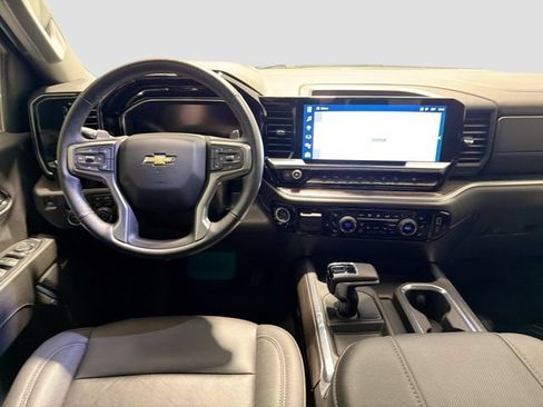 Used 2024 Chevrolet Silverado 1500 LTZ AWD/4WD image 22