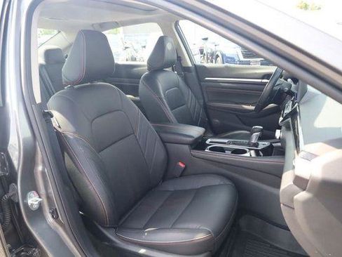 Used 2023 Nissan Altima 2.5 SR w/ SR Premium Package FWD image 19
