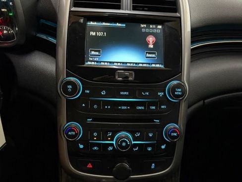 Used 2015 Chevrolet Malibu LTZ FWD image 25