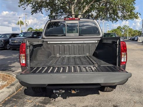 Used 2021 Nissan Frontier PRO-4X w/ Pro-4x Utility Package image 9