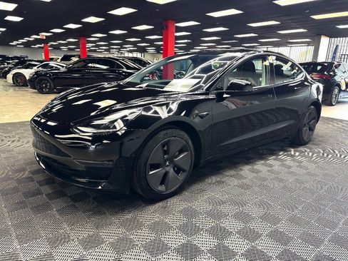 Used 2021 Tesla Model 3 Standard Range Plus image 7