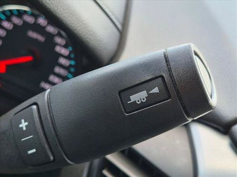 Used 2019 Chevrolet Suburban LT AWD/4WD image 11
