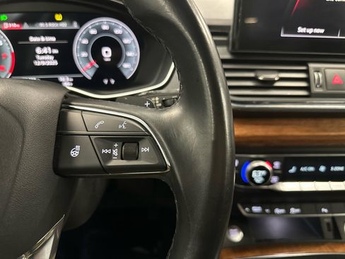 Used 2022 Audi Q5 2.0T Premium Plus image 24