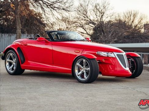 Used 2000 Plymouth Prowler image 7