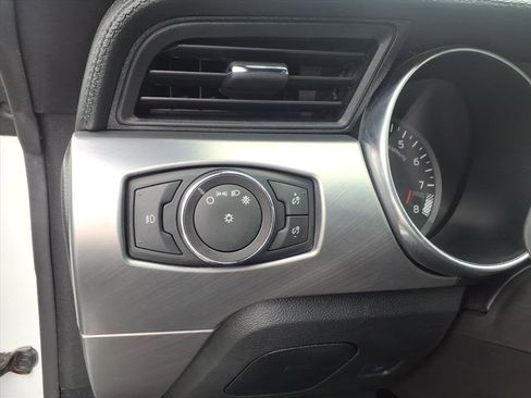 Used 2018 Ford Mustang GT Premium image 29