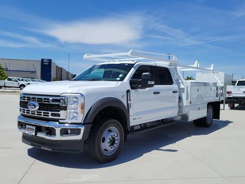 New 2026 Ford F550 4x4 Crew Cab image 4