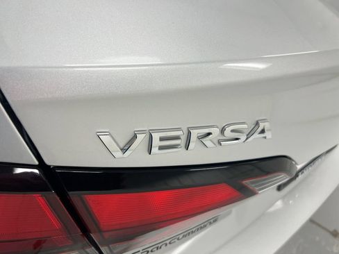 Used 2024 Nissan Versa SV FWD image 24