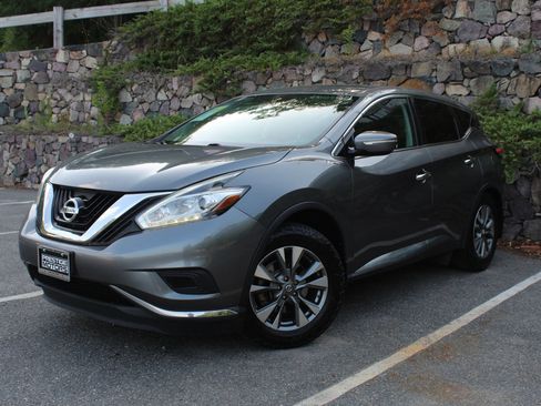 Used 2015 Nissan Murano S AWD/4WD image 2