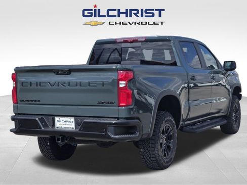 New 2026 Chevrolet Silverado 1500 ZR2 w/ Dark Appearance Package image 7