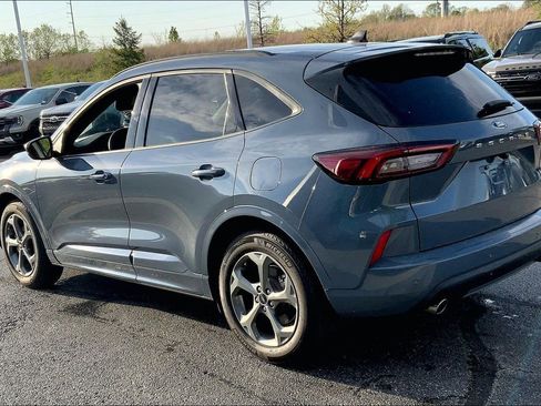 Used 2024 Ford Escape ST-Line w/ Tech Pack #1 FWD image 2