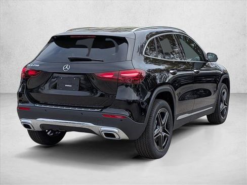 New 2026 Mercedes-Benz GLA 250 image 2