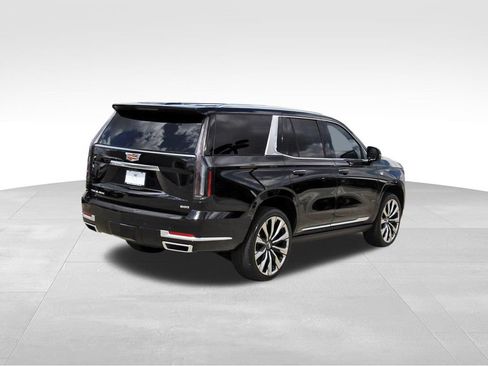 New 2026 Cadillac Escalade Luxury w/ Touring Package AWD/4WD image 4