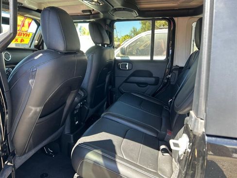 Used 2023 Jeep Wrangler Unlimited Sahara AWD/4WD image 21