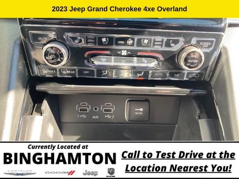 New 2023 Jeep Grand Cherokee Overland AWD/4WD image 13